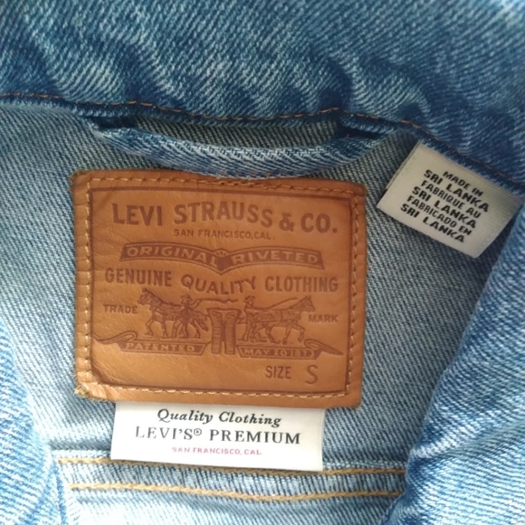 Levi's Original Trucker Jacket, size Small - Picture 6 of 10